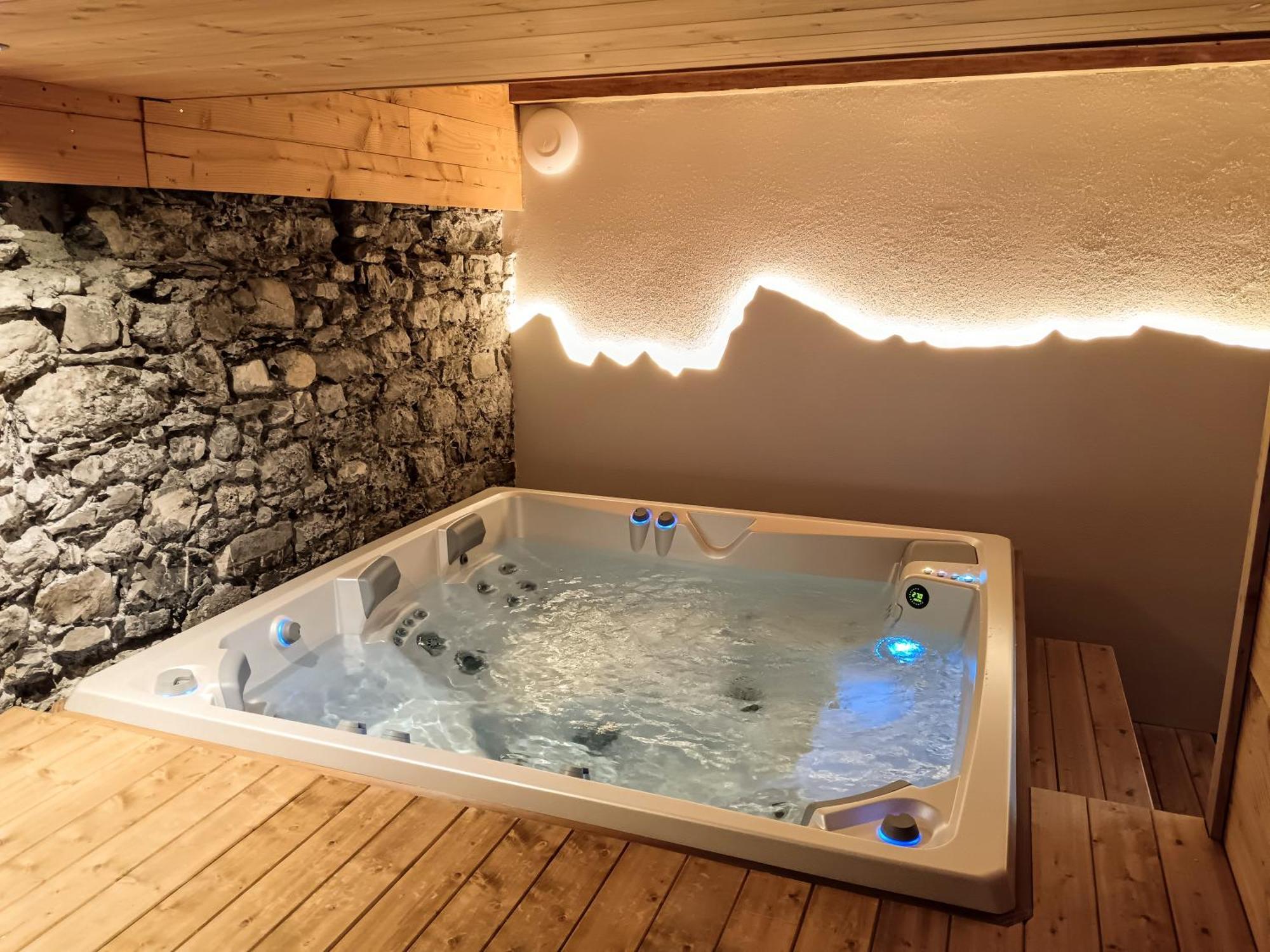 Chez Lucienne, Jacuzzi Et Sauna Samoëns Kültér fotó